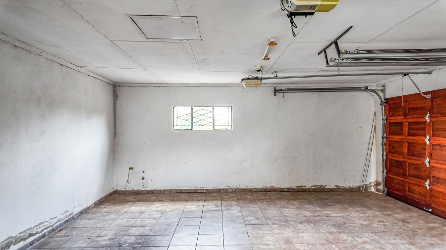 3 Bedroom Property for Sale in Mogwase North West